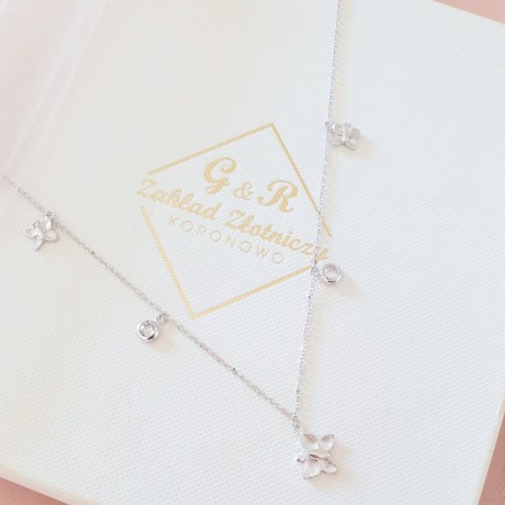 Przejdź do produktu Naszyjnik srebrny z motylkami i cyrkoniami