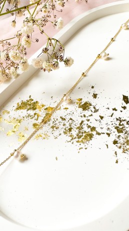 Przejdź do produktu Bransoletka srebrna ARIEL z perłami naturalnymi - pozłacana