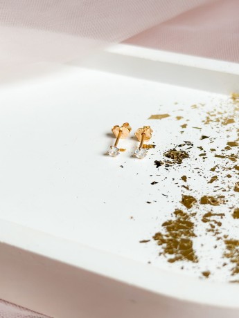 Przejdź do produktu Kolczyki srebrne cyrkonie 3 mm SHINE SHINE BABY - pozłacane 