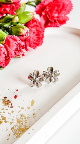 Przejdź do produktu Kolczyki srebrne MOSS kwiatki