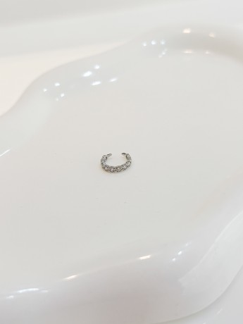 Przejdź do produktu Nausznica srebrna z cyrkoniami JEWEL