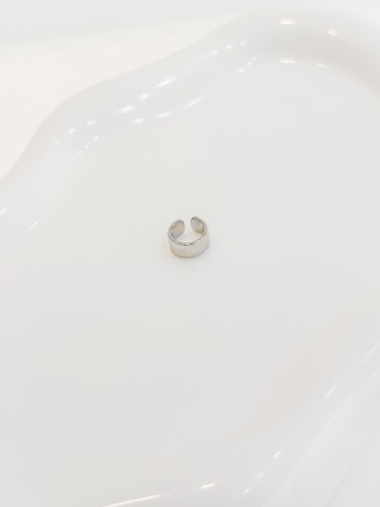 Przejdź do produktu Nausznica srebrna gładka IVY