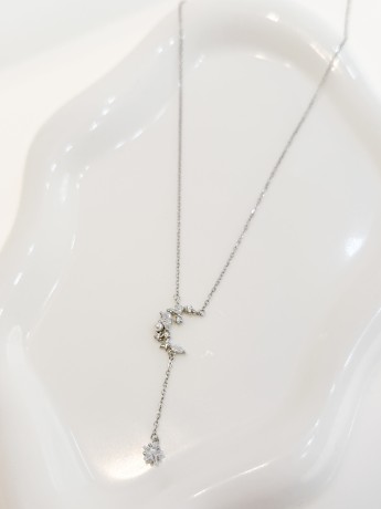 Przejdź do produktu Naszyjnik srebrny księżyc MOON CRYSTAL