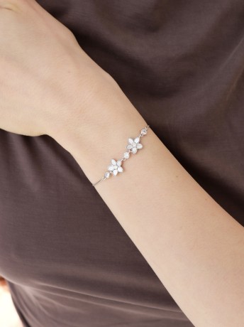 Przejdź do produktu Bransoletka srebrna kwiatki FLORI